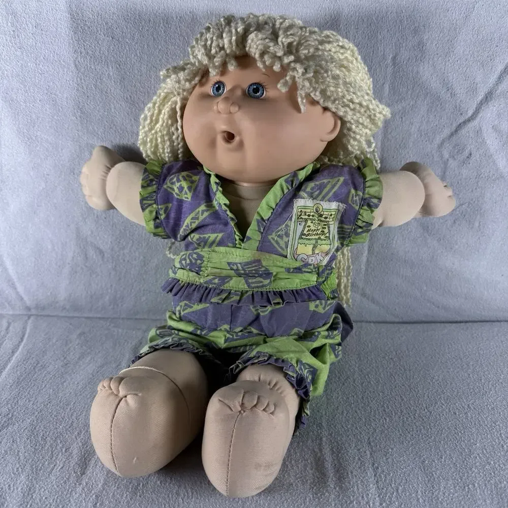 Cabbage Patch 1990 First Edition Designer “Happy Birthday” Girl Blonde Blue Eye